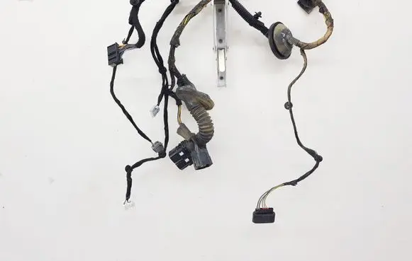 Ford Fusion II Rear door wiring loom FG9T14632 FG9T14632AEA 33147695