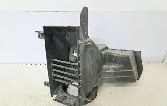 Toyota Corolla Verso AR10 Intercooler air channel guide 
