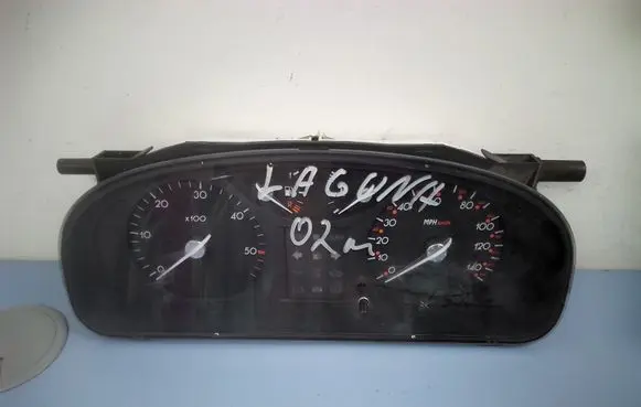 Renault Laguna II Speedometer (instrument cluster) 8200218867