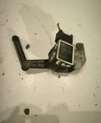 BMW 5 E60 E61 Front height sensor lever 1093697