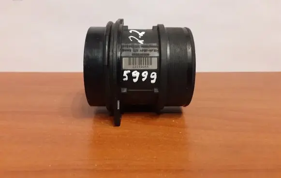 Peugeot 607 Mass air flow meter 5WK9628 9632215280