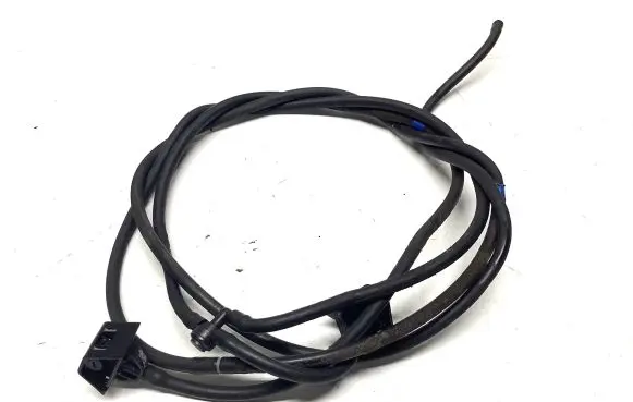 Nissan Qashqai Windshield washer spray nozzle 
