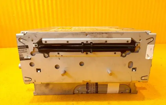Mercedes-Benz C W205 Radio/GPS head unit trim A2059006916