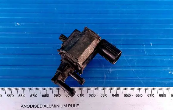 Mazda 626 Turbo solenoid valve K5T48075