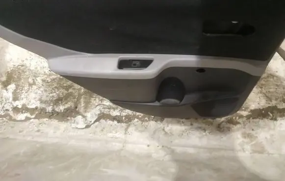 Toyota Yaris Rear door card panel trim