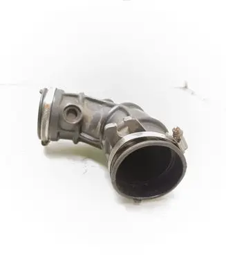 Opel Vectra B Air intake hose/pipe 90572051