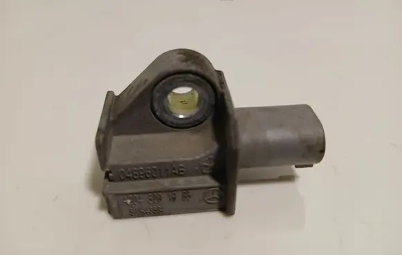 Chrysler Grand Voyager V Airbag deployment crash/impact sensor A2048201985