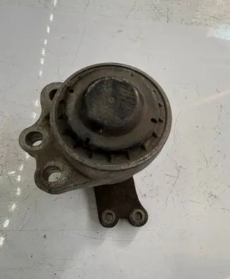 Ford Transit Custom Engine mount bracket BK216F012AD