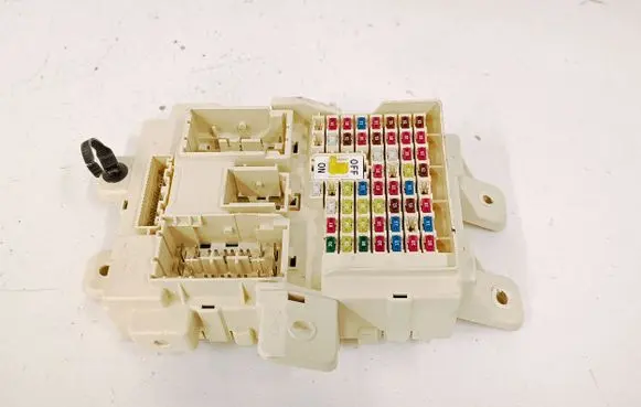 KIA Sportage Fuse module 91950D9710