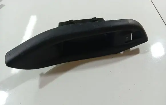 Ford Focus Electric window control switch BM51A237W20BEW BM51-A237W20-BEW