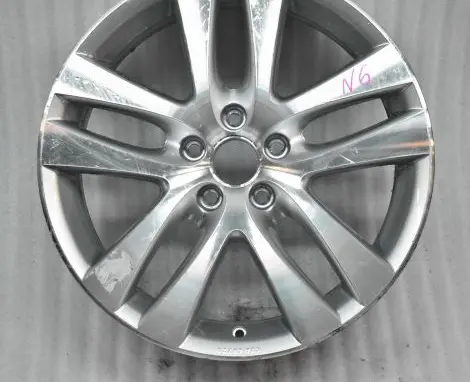 Volkswagen Tiguan R18 alloy rim 
