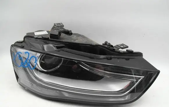 Audi A4 S4 B8 8K Headlight/headlamp 8K0941006C LE10B6235