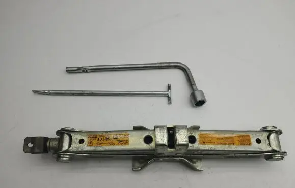Infiniti FX Lift Jack 99550CG80A
