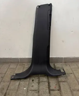 (B) pillar trim (bottom)