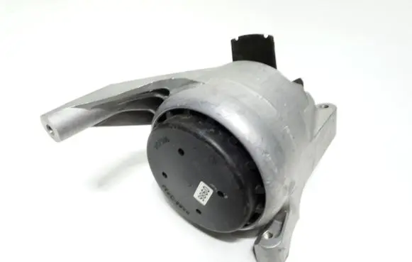 Porsche Panamera (971) Engine mount bracket 971199383