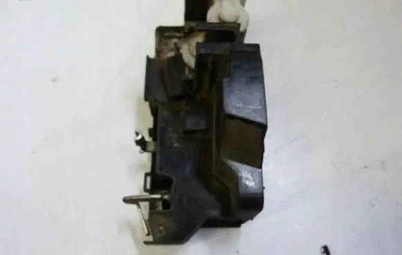 Fiat Doblo Front door lock
