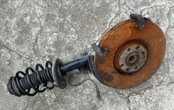 Citroen DS5 Front wheel hub spindle knuckle mcperson