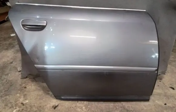 Rear door
