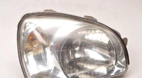 Hyundai Santa Fe Headlight/headlamp 