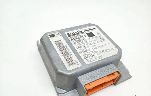Renault Scenic I Airbag control unit/module 7700415232J