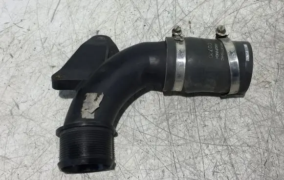 Ford Courier Turbo air intake inlet pipe/hose F1B16C750AC