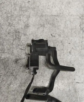Volkswagen Transporter - Caravelle T5 Vacuum valve 1K0906283A