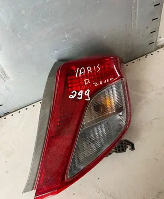Toyota Yaris Rear/tail lights