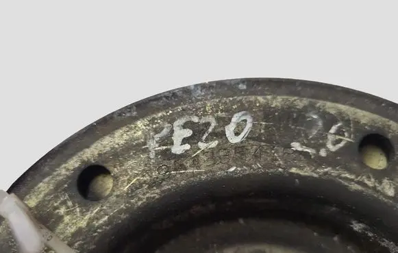 Peugeot 407 Crankshaft pulley