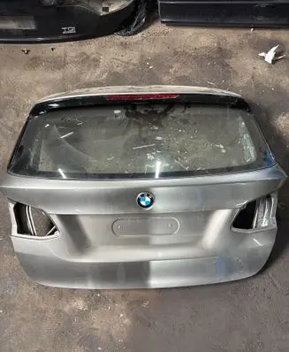 BMW 2 F45 Tailgate/trunk/boot lid