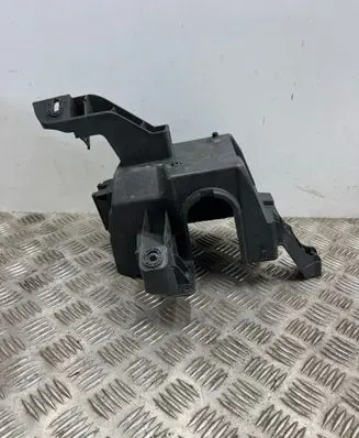 Mercedes-Benz GLS X166 Fuse box cover A1665400224 18567321