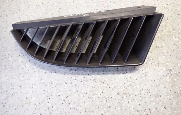 Mitsubishi Colt Front grill 