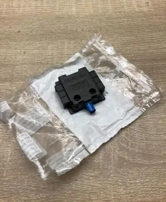Peugeot 208 I Aerial antenna amplifier 6587A5 9666359980