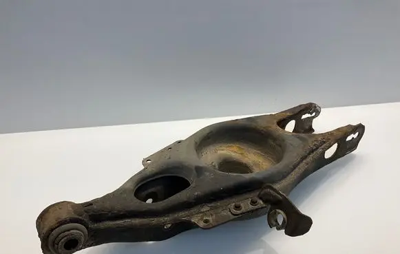 Mercedes-Benz E W211 Rear upper control arm/wishbone