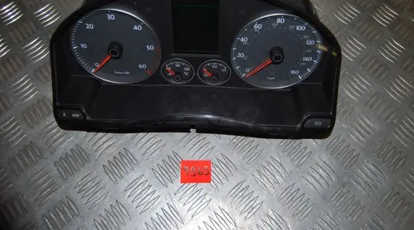 Speedometer (instrument cluster)