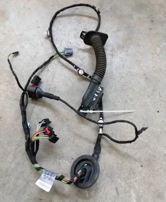 Audi A3 S3 8V Rear door wiring loom 8v5971687E