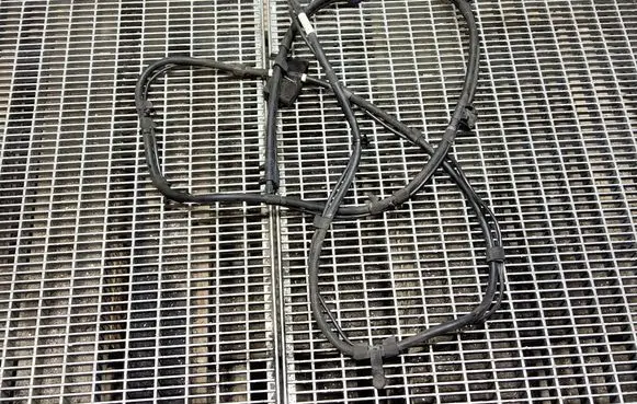Mercedes-Benz B W246 W242 Windshield washer spray nozzle A2468600292