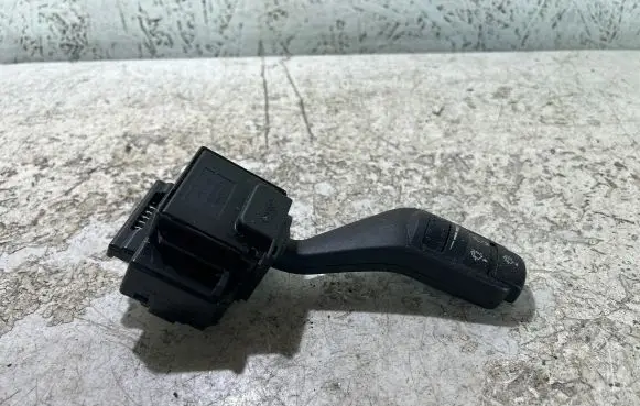 Ford Focus Multifunctional control switch/knob DX1AA 17D940