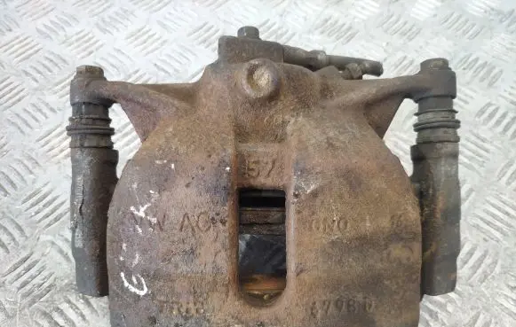 Skoda Octavia Mk3 (5E) Front brake caliper 6798D