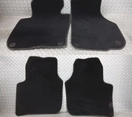 Skoda Superb B6 (3T) Car floor mat set 3T1863011L