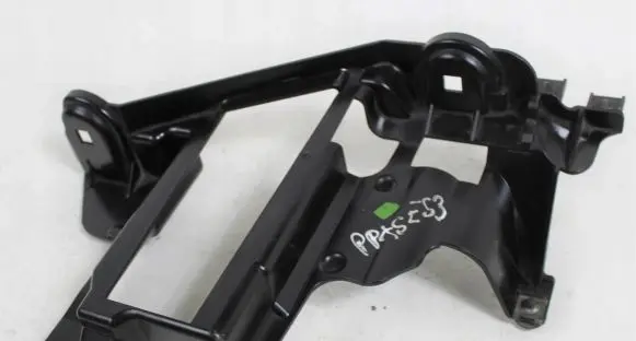 BMW X5 E53 Headlight/headlamp mounting bracket 224568