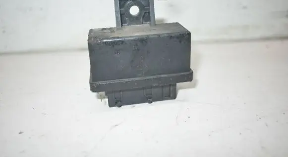 Citroen C3 Picasso Fuel injection pump control unit/module 240107