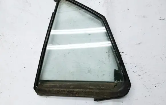Mazda 6 Rear vent window glass gj6a73651