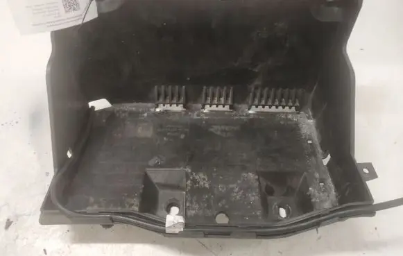 Jaguar XF X250 Battery tray 8X2310764AD