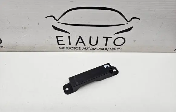 Mercedes-Benz GL X166 Keyless system antenna A1668200075 33503401