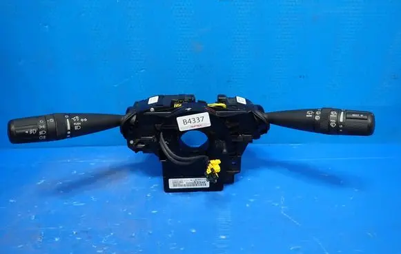 Jeep Compass Wiper turn signal indicator stalk/switch 56046533AK