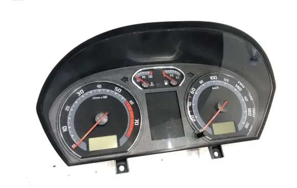 Speedometer (instrument cluster)