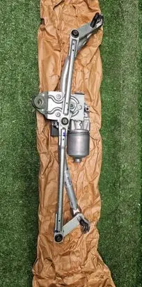 BMW X3 F25 Front wiper linkage and motor 3397021315