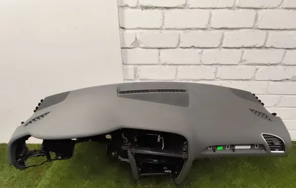 Audi A4 S4 B8 8K Dashboard 8K1857033