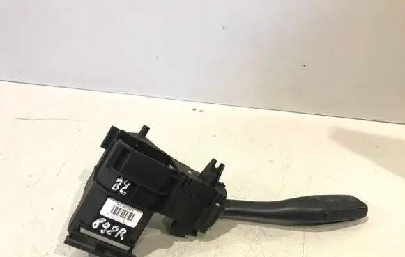 Audi A4 S4 B6 8E 8H Indicator stalk 8E0953513A