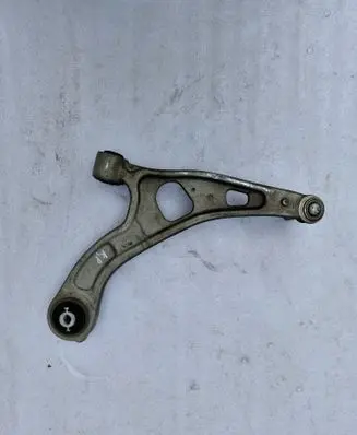 Ford Mustang Mach-E Front lower control arm/wishbone LJ9C3A424